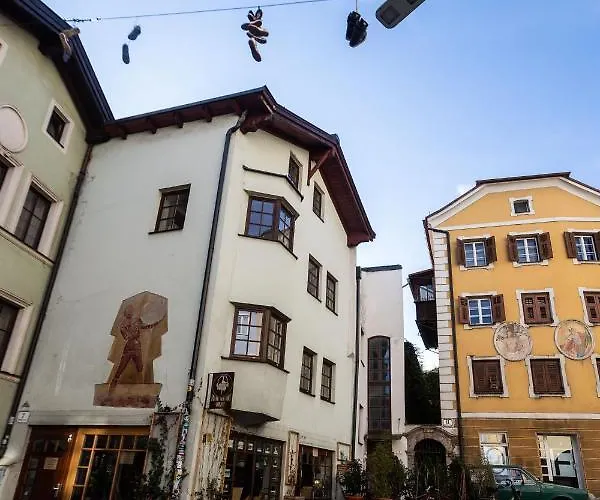 Montagu & Bar * Innsbruck