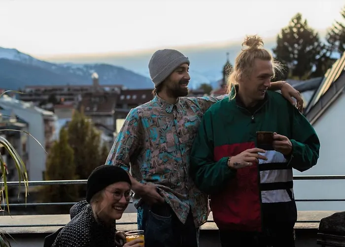 Montagu & Bar Hostel