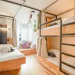 Hostal Montagu Hostel&bar