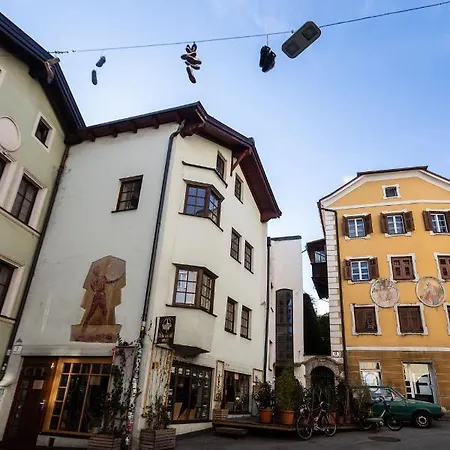Montagu & Bar * Innsbruck