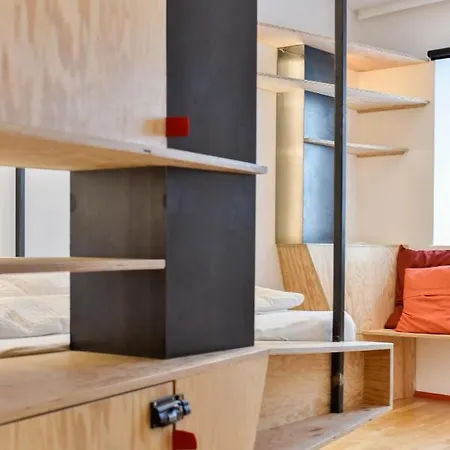 Montagu & Bar * Innsbruck