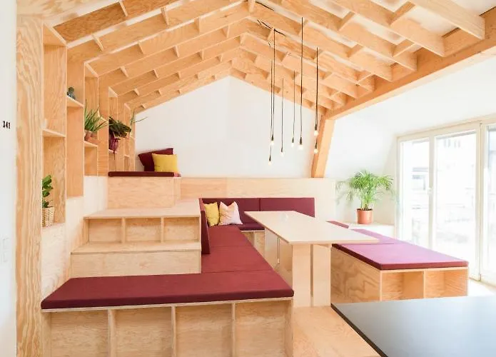 旅馆 Montagu & Bar *