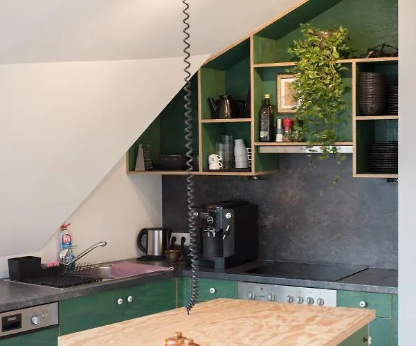 Montagu & Bar 旅馆 *