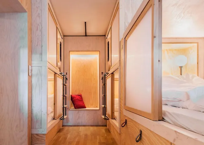 Montagu & Bar 旅馆