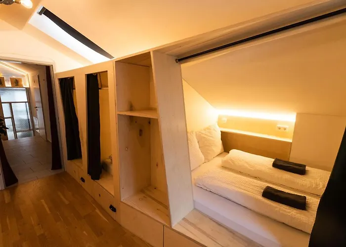 Montagu & Bar Innsbruck